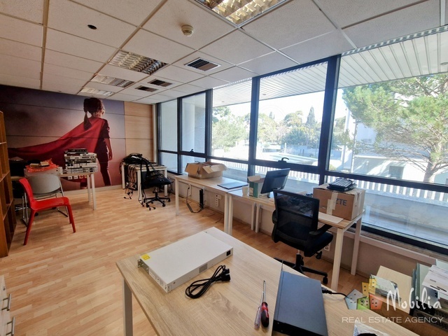 Ενοικίαση επαγγελματικού χώρου Μαρούσι (Κέντρο) Γραφείο 532 τ.μ. επιπλωμένο ανακαινισμένο