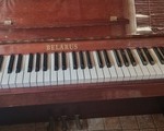 Πιάνο Belarus - Πετράλωνα