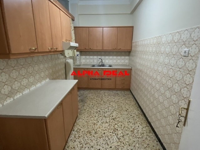 Home for rent Keratsini (Amfiali) Apartment 71 sq.m.