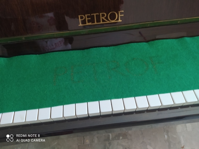 Εικόνα 1 από 4 - Πιάνο Petrof -  Κεντρικά & Νότια Προάστια >  Παλαιό Φάληρο