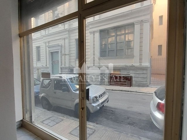 Commercial property for rent Athens (Pedion tou Areos) Store 15 sq.m.