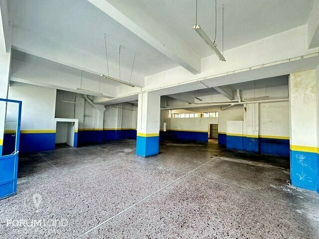 Commercial property for rent Thessaloniki (Faliro) Store 240 sq.m.