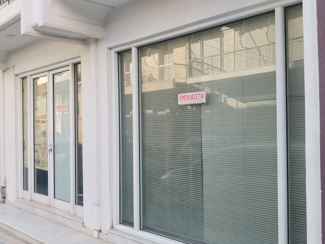 Commercial property for rent Nafpaktos Store 82 sq.m.