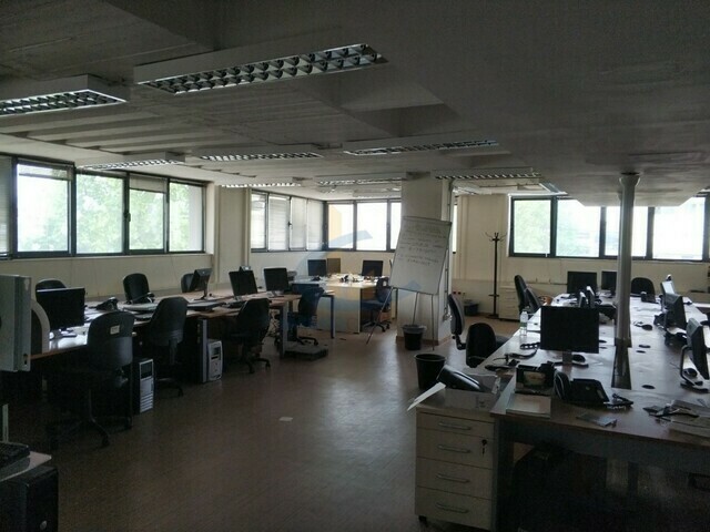 Commercial property for rent Metamorfosi (Center) Office 650 sq.m.