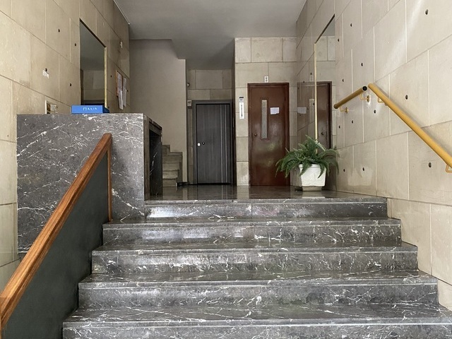 Πώληση κατοικίας Αθήνα (Πλατεία Αττικής) Διαμέρισμα 150 τ.μ. επιπλωμένο