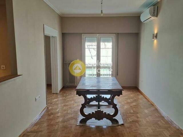Commercial property for rent Athens (Vathis Square) Office 77 sq.m. renovated