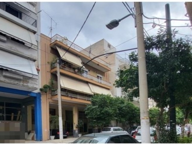 Commercial property for sale Pireas (Hippodamia Square) Building 358 sq.m.
