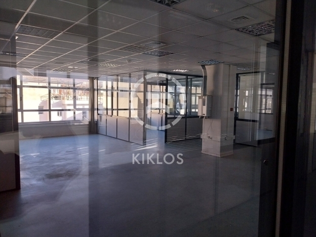 Commercial property for rent Peristeri (Agios Ioannis Theologos) Industrial space 3.000 sq.m.