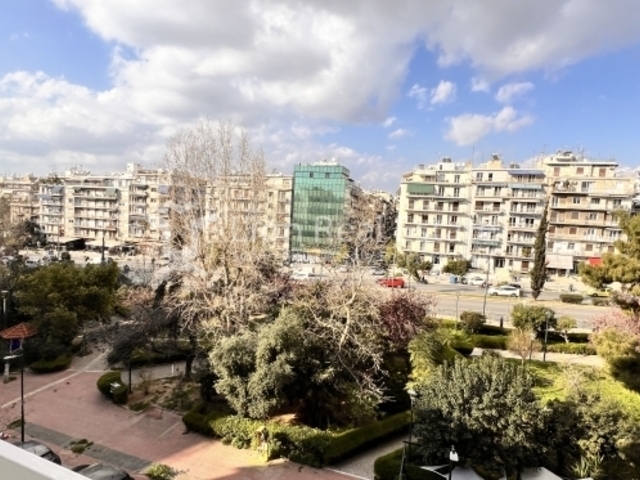 Home for sale Athens (Neapoli) Apartment 82 sq.m. renovated