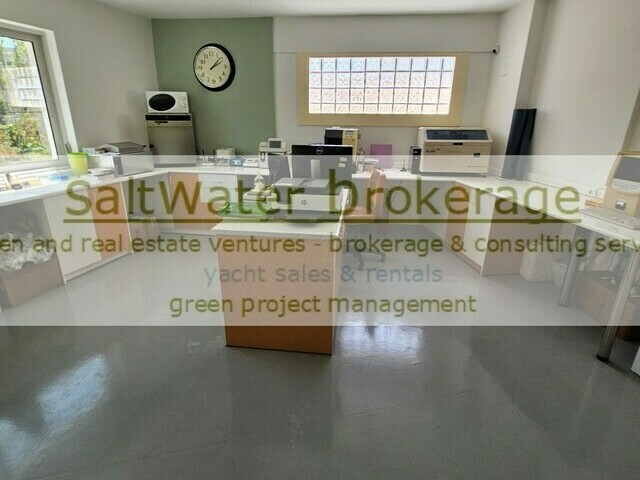 Commercial property for sale Nea Erythraia (Center) Building 900 sq.m. renovated