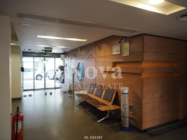 Commercial property for sale Dafni (Ano Daphni) Building 1.703 sq.m.