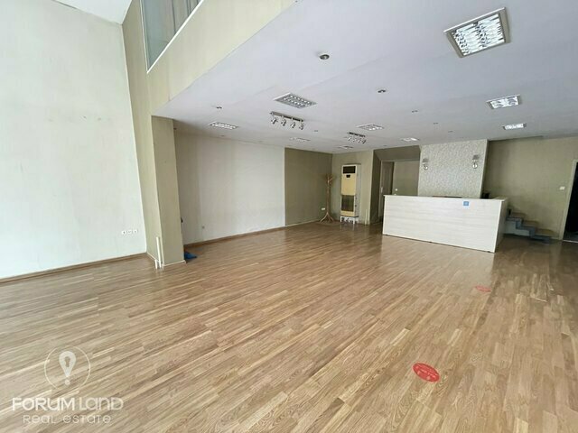 Commercial property for rent Kalamaria Store 310 sq.m.