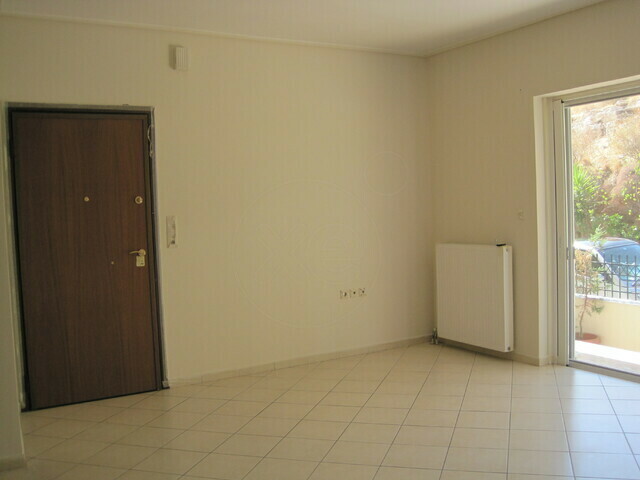 Home for rent Keratsini (Amfiali) Apartment 83 sq.m.