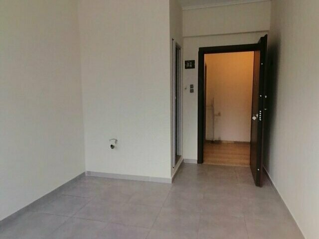 Commercial property for rent Thessaloniki (Center) Office 28 sq.m. renovated