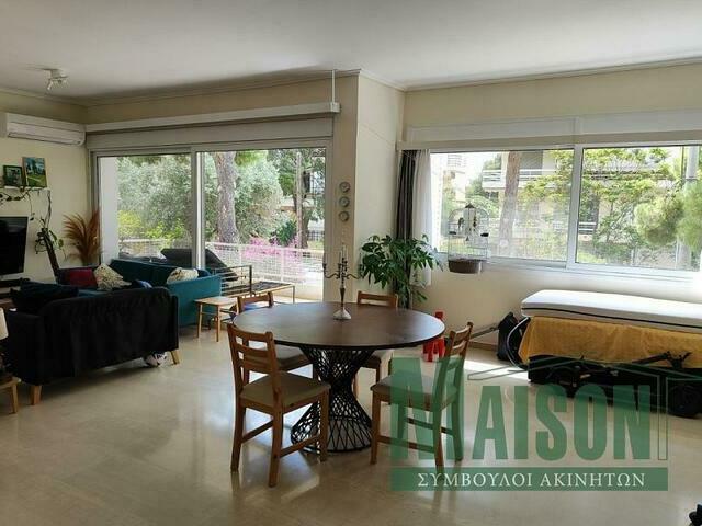 Home for rent Vouliagmeni (Center) Apartment 120 sq.m. renovated