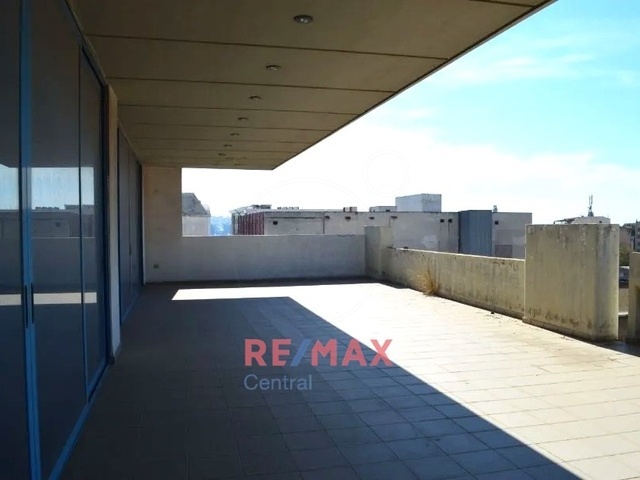 Commercial property for sale Pireas (Central Port) Building 1.185 sq.m.