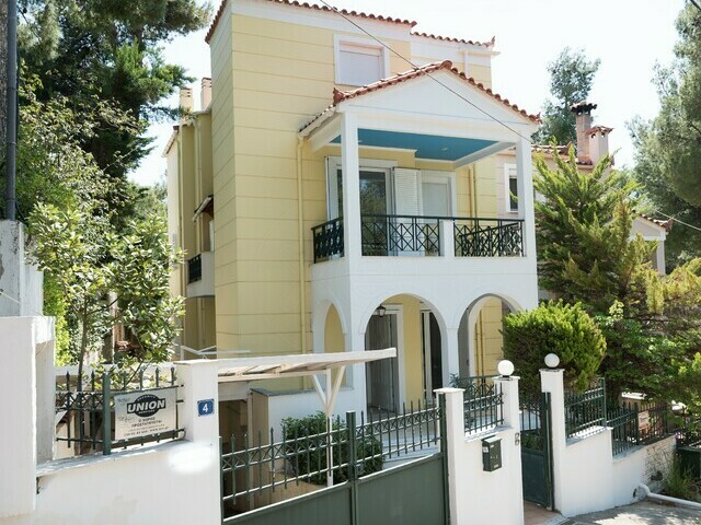 Home for sale Dionysos Detached House 329 sq.m. renovated