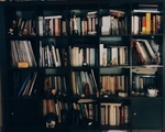 Βιβλιοθήκη Μαύρη - Εξάρχεια