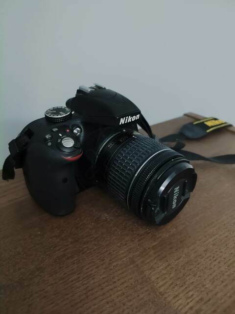 Εικόνα 1 από 5 - Φωτογραφικές Μηχανές Nikon -  Κεντρικά & Δυτικά Προάστια >  Αχαρνές (Μενίδι)