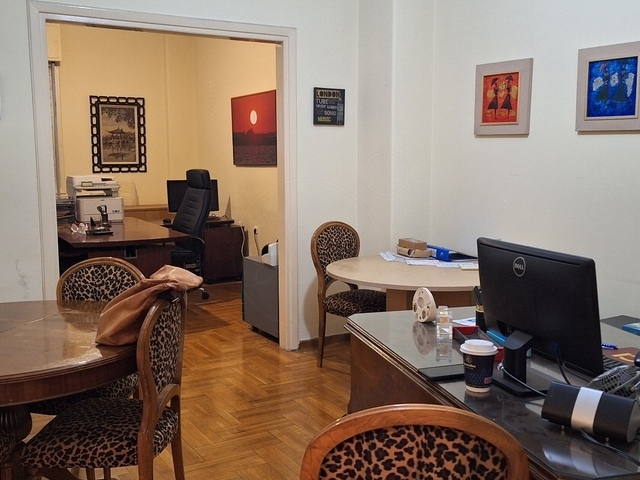 Home for sale Athens (Pedion tou Areos) Apartment 80 sq.m. renovated