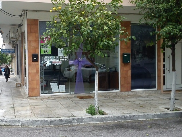 Commercial property for rent Korydallos (Platia Eleftherias) Store 40 sq.m. renovated