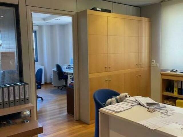 Commercial property for rent Neo Psychiko (Agia Sophia - Faros) Office 86 sq.m.