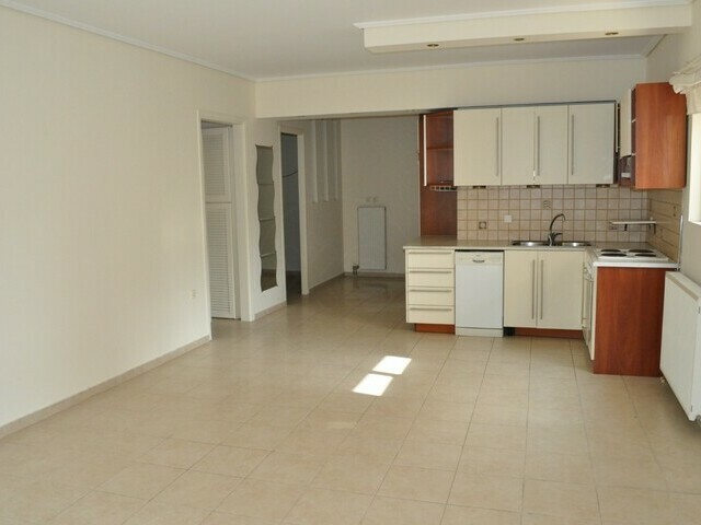 Home for sale Pireas (Pasalimani (Marina Zeas)) Apartment 64 sq.m.