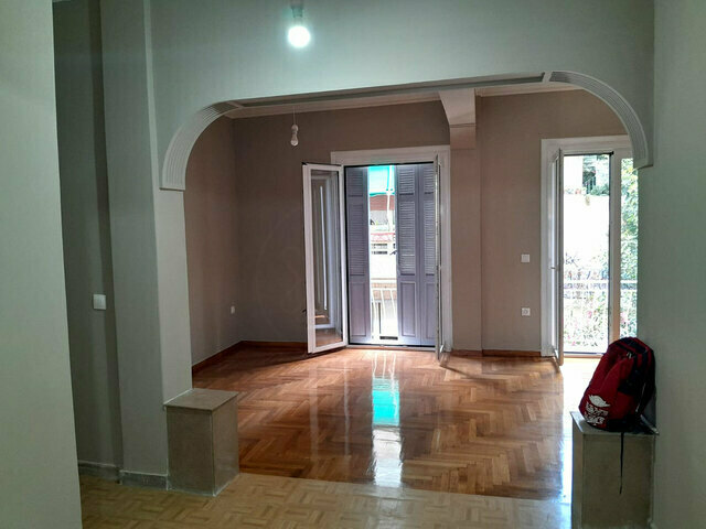 Commercial property for rent Athens (Exarcheia) Office 68 sq.m.