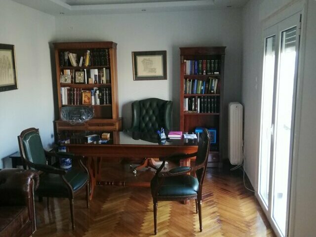 Commercial property for rent Athens (Neapoli) Office 106 sq.m. renovated