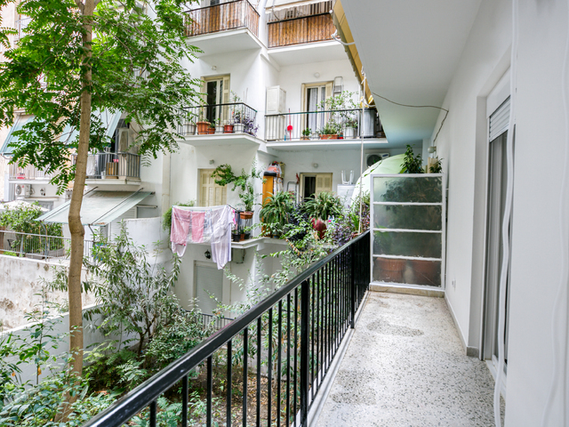 Πώληση κατοικίας Αθήνα (Άγιος Σώστης) Διαμέρισμα 39 τ.μ. ανακαινισμένο