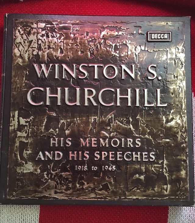 Εικόνα 1 από 4 - Winston Churchill Vinyl Box Set -  Βόρεια & Ανατολικά Προάστια >  Αγία Παρασκευή