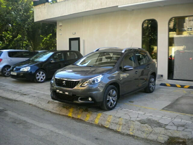 PEUGEOT 2008 Active