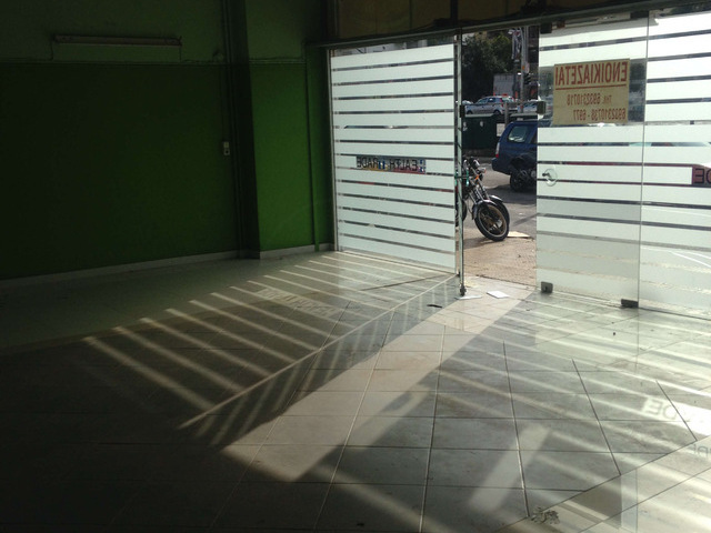 Commercial property for rent Athens (Ano Petralona) Store 200 sq.m. renovated