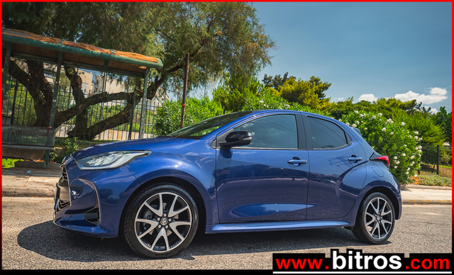 Φωτογραφία για μεταχειρισμένο TOYOTA YARIS 1.5 VVT-I CHIC 125HP του 1921 στα 18.500 €