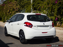 Φωτογραφία για μεταχειρισμένο PEUGEOT 208 1.6 BHDI 100HP BUSINESS -GR του 2017 στα 9.800 €