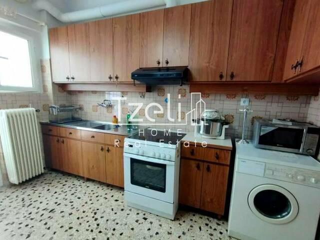 Residencia en alquiler El Pireo (Kaminia) Piso 98 m² amueblado