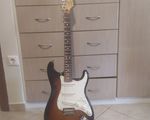 Fender Stratocaster - Γαλάτσι