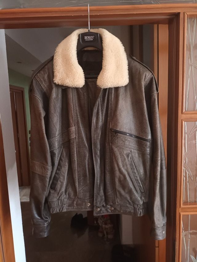 Εικόνα 1 από 10 - Δερμάτινο Ανδρικό Μπουφάν -  Ανατολική Θεσσαλονίκη >  Πυλαία