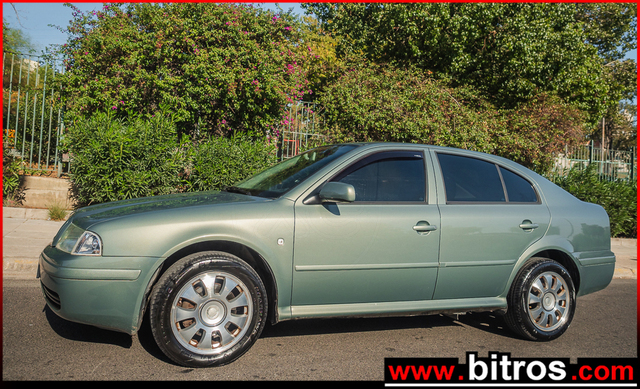 Φωτογραφία για μεταχειρισμένο SKODA OCTAVIA 1.8 TURBO ELEGANCE 150HP LIFTBACK του 2004 στα 4.400 €