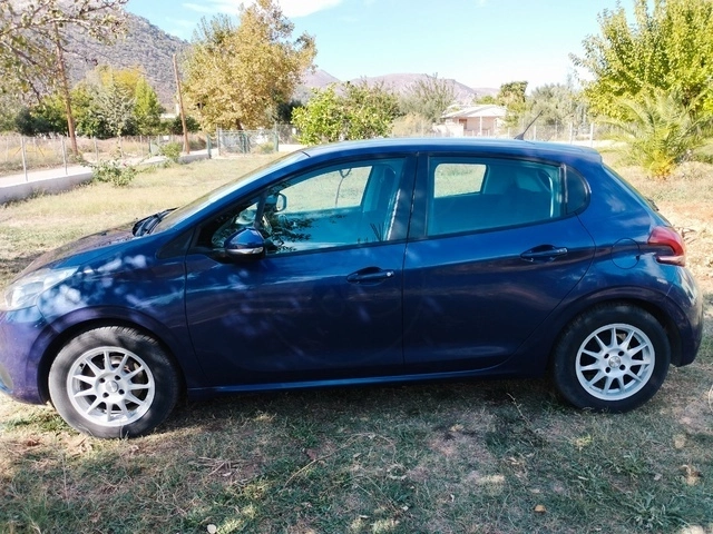 PEUGEOT 208 Pureτech 83 hp