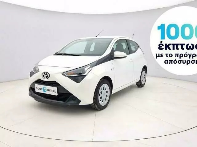 TOYOTA AYGO 1.0 VVT-I X-Play