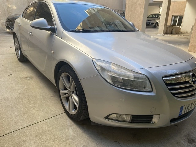 OPEL INSIGNIA