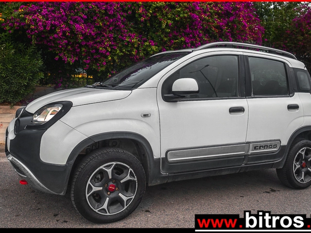 FIAT PANDA CROSS 0.9 TWINAIR TURBO 85HP 4X4 AWD CLIMBING