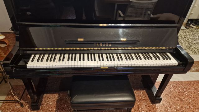 Εικόνα 1 από 4 - Πιάνο Yamaha U3 -  Κέντρο Αθήνας >  Θησείο