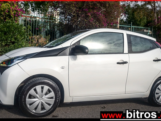 TOYOTA AYGO X-CITY 1.0 5Θ 72hp ΕΛΛΗΝΙΚΟ+BOOK SER/CE