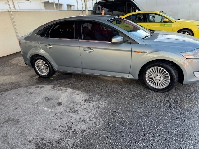 FORD MONDEO TITANIUM