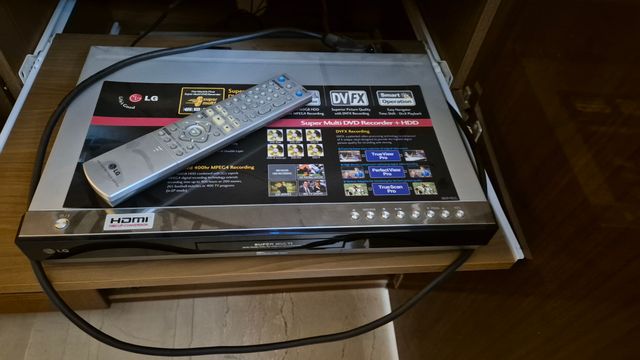 Εικόνα 1 από 5 - Μετατροπέας LG VHS DVD Recorder -  Βόρεια & Ανατολικά Προάστια >  Χαλάνδρι