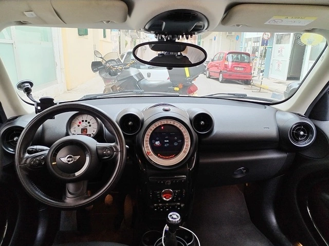 MINI ONE Countryman