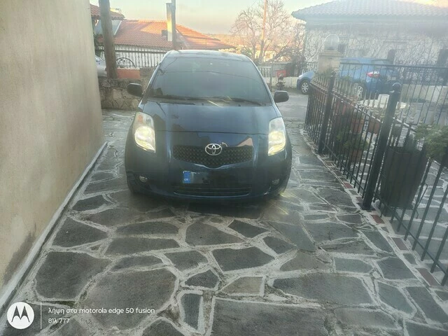 TOYOTA YARIS