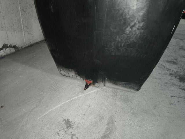 Εικόνα 1 από 4 - Δεξαμενή Πετρελαίου -  Πειραιάς >  Καλλίπολη